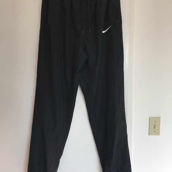 SOLDMen’s black Sweatpants Size XL by Nike - Picture 5 of 7